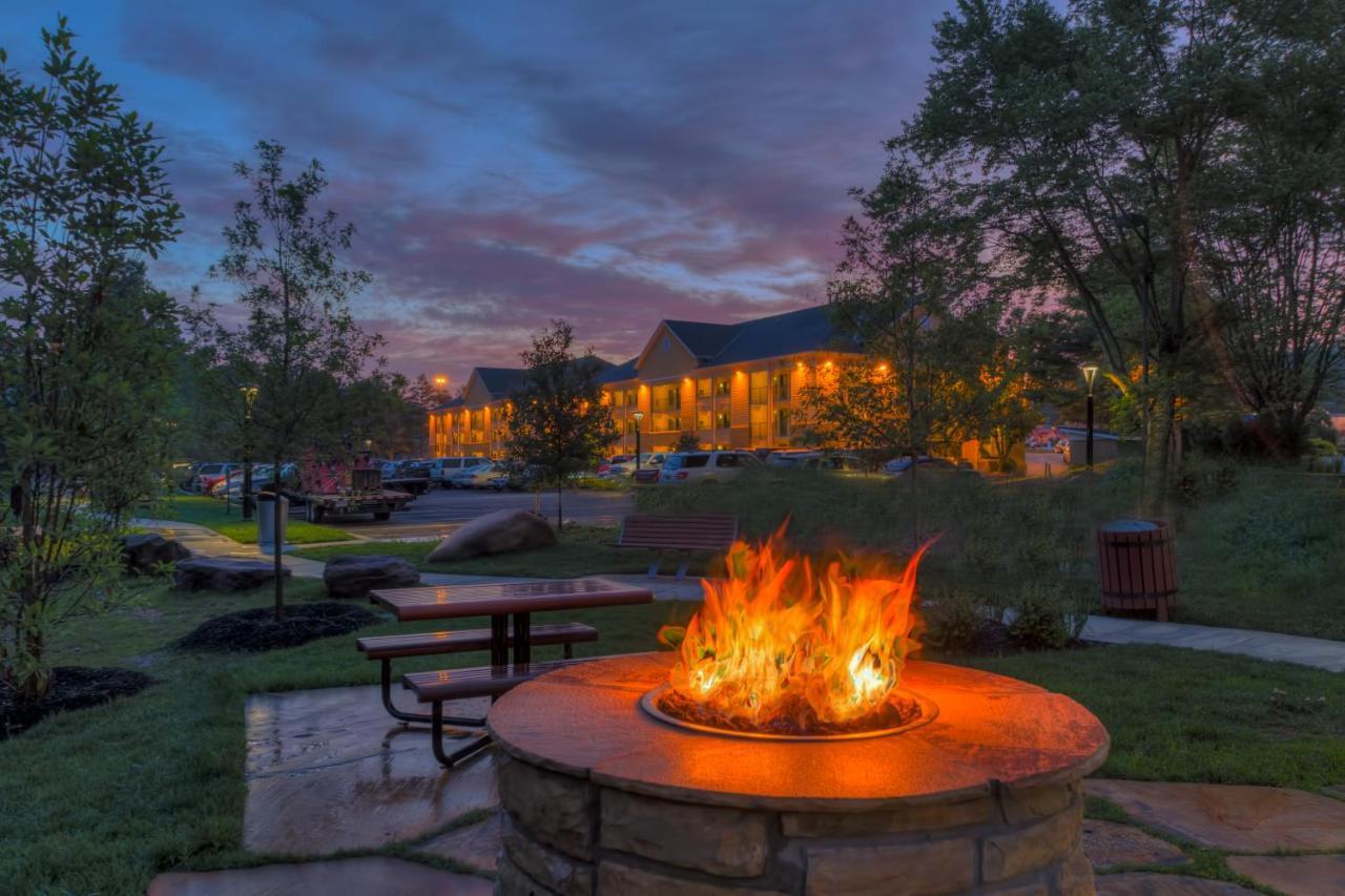 Econo Lodge Pigeon Forge Riverside Zewnętrze zdjęcie