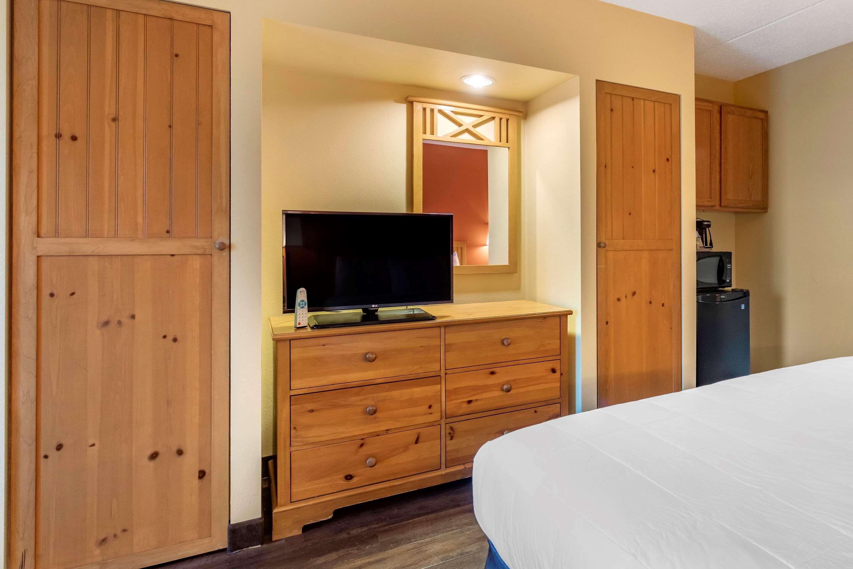 Econo Lodge Pigeon Forge Riverside Zewnętrze zdjęcie