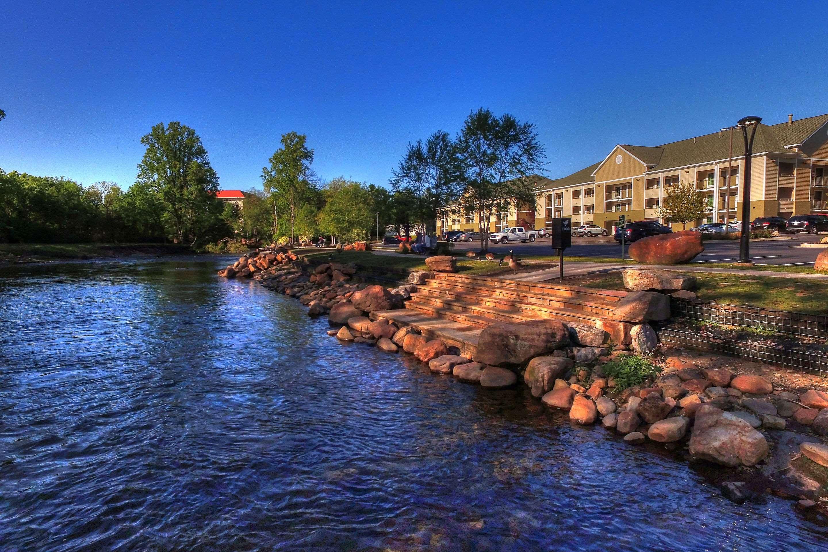 Econo Lodge Pigeon Forge Riverside Zewnętrze zdjęcie