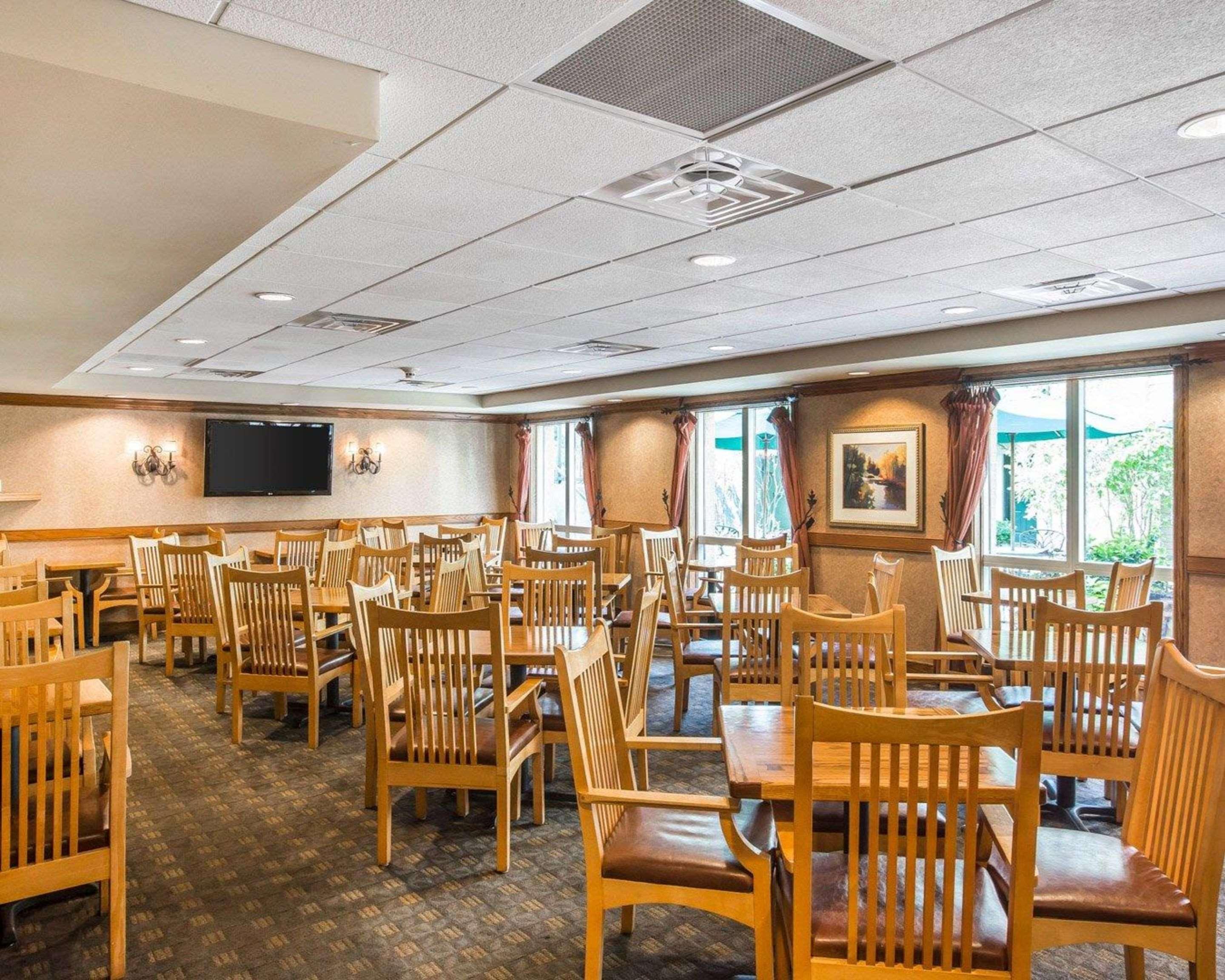 Econo Lodge Pigeon Forge Riverside Zewnętrze zdjęcie
